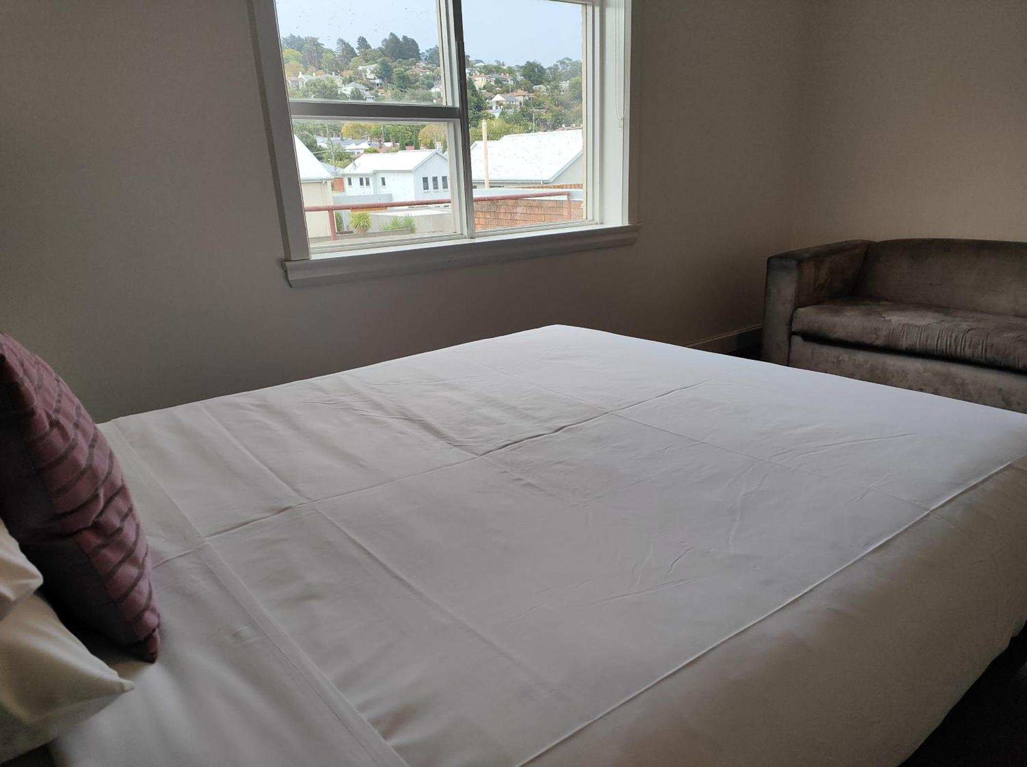 Centennial Inn On Bathurst Λόντσεστον Εξωτερικό φωτογραφία